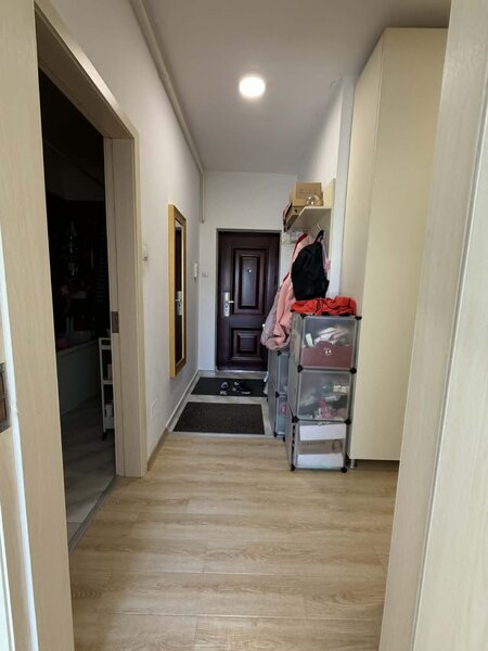 Crangasi, Emag, zona case